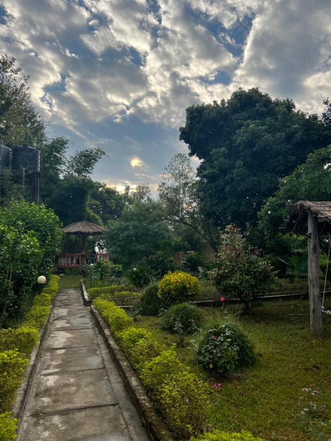 Bardia Wildlife Resort Bardiya Екстер'єр фото