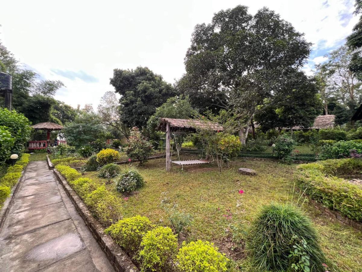 Bardia Wildlife Resort Bardiya Екстер'єр фото